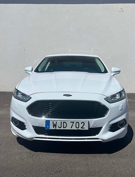 Ford Mondeo 2 of 23