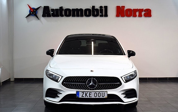 Mercedes-Benz A250 e 3 of 5