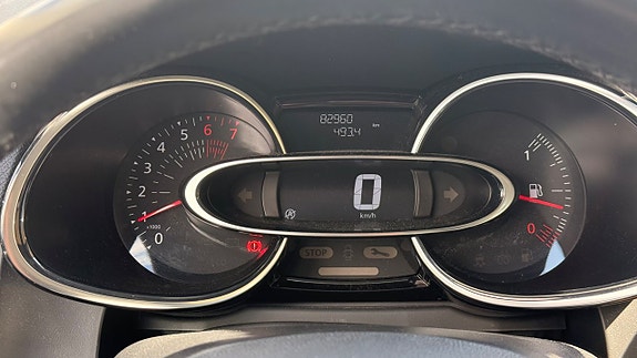Renault Clio 17 of 30