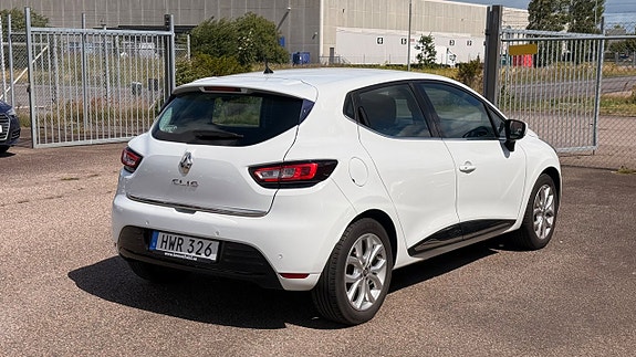 Renault Clio 4 of 30