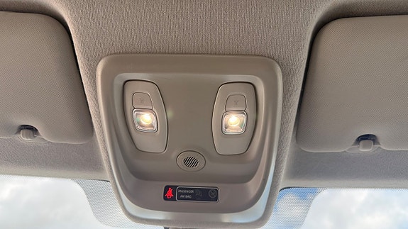 Renault Clio 26 of 30