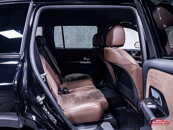 Mercedes-Benz GLB220 d 16 of 30