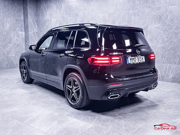 Mercedes-Benz GLB220 d 5 of 5