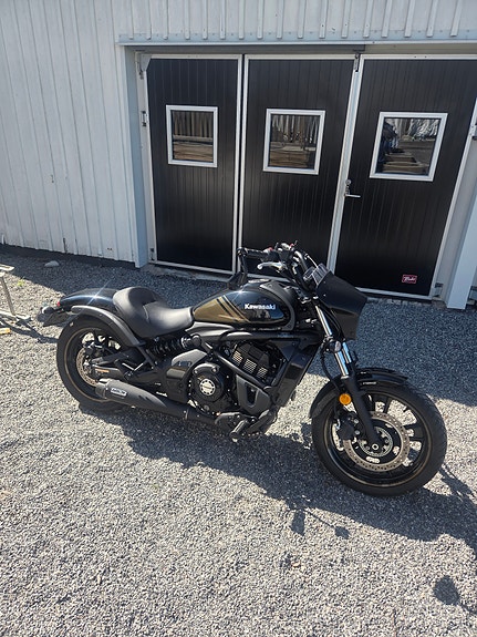 Kawasaki Vulcan S 2 of 6