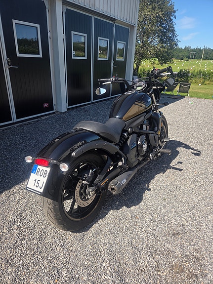 Kawasaki Vulcan S 3 of 6