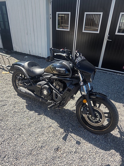 Kawasaki Vulcan S 5 of 6