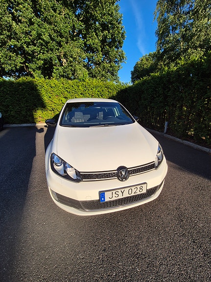 Volkswagen Golf VI 2 of 11