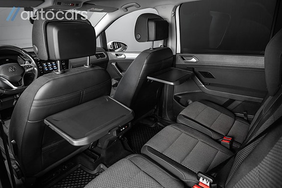 Volkswagen Touran 30 of 30