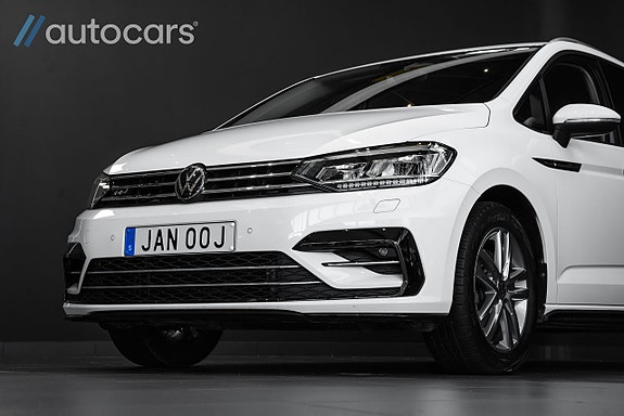 Volkswagen Touran 12 of 30