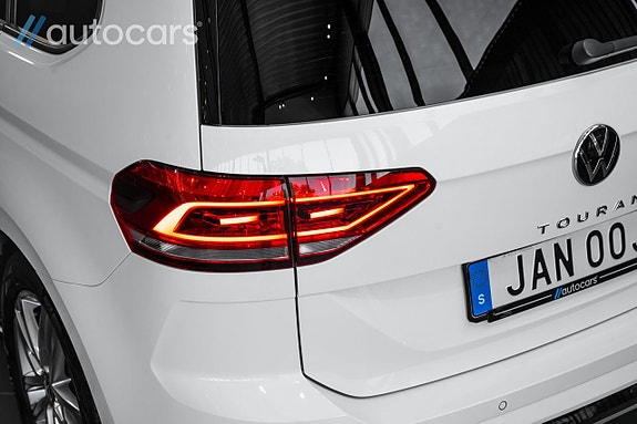 Volkswagen Touran 14 of 30