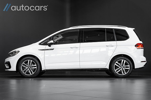 Volkswagen Touran 5 of 30