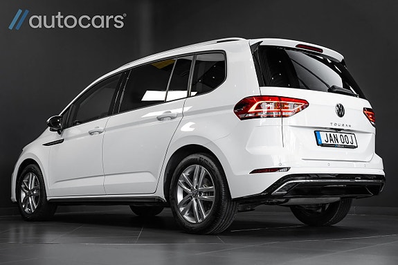Volkswagen Touran 4 of 30