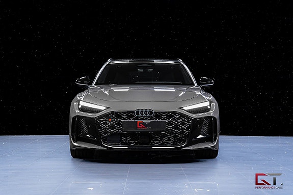 Audi RS5 3 of 23
