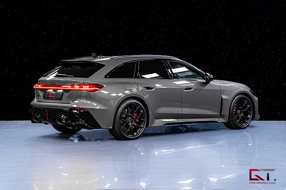 Audi RS5 8 of 23
