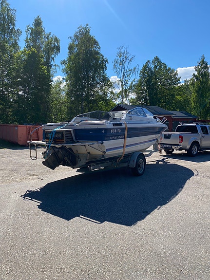 Bayliner 2152 Capri 3 of 5
