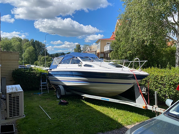 Bayliner 2152 Capri 2 of 5