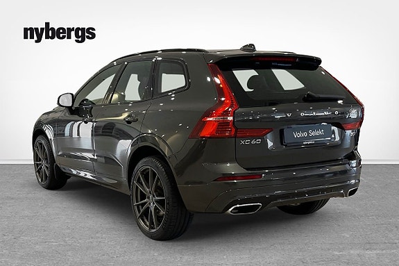 Volvo XC60 3 of 5