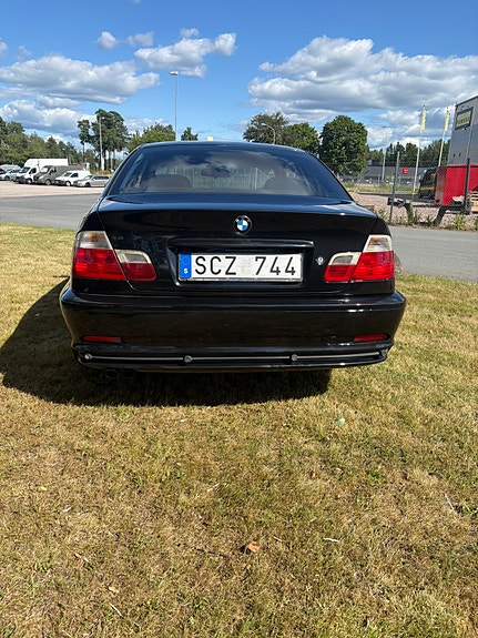 BMW 320Ci 4 of 5