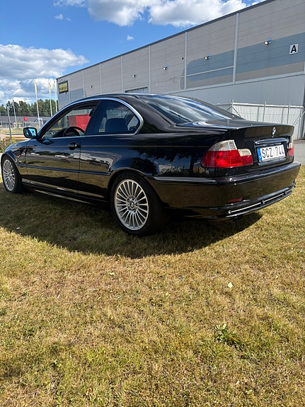 BMW 320Ci 3 of 5