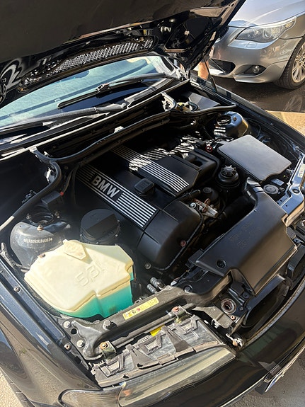 BMW 320Ci 8 of 9