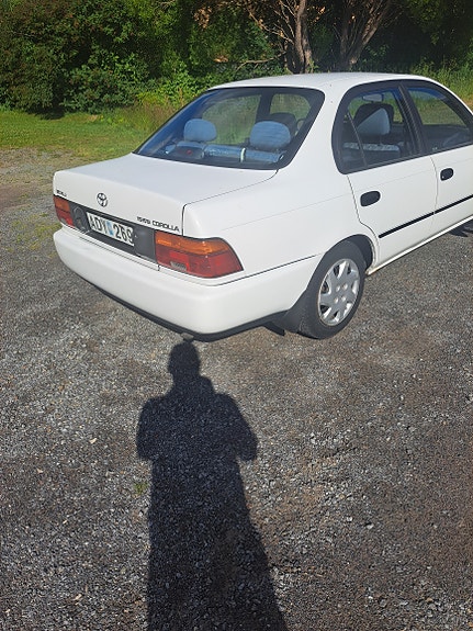 Toyota Corolla 3 of 5