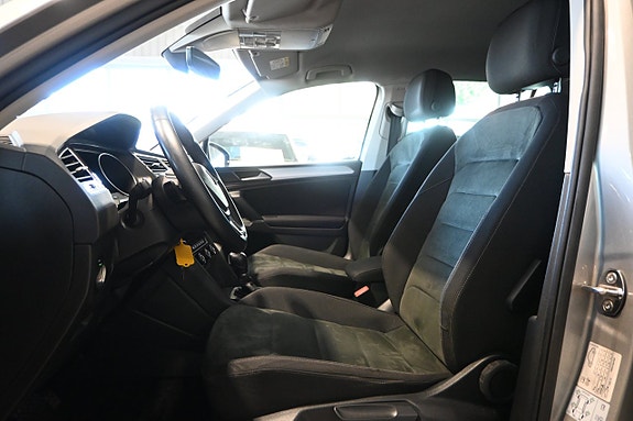 Volkswagen Tiguan 8 of 30