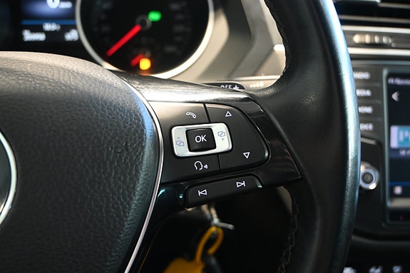 Volkswagen Tiguan 18 of 30