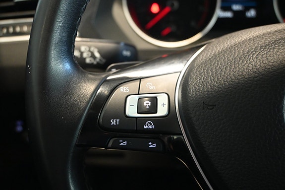 Volkswagen Tiguan 17 of 30