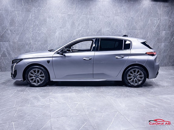 Peugeot 308 4 of 5