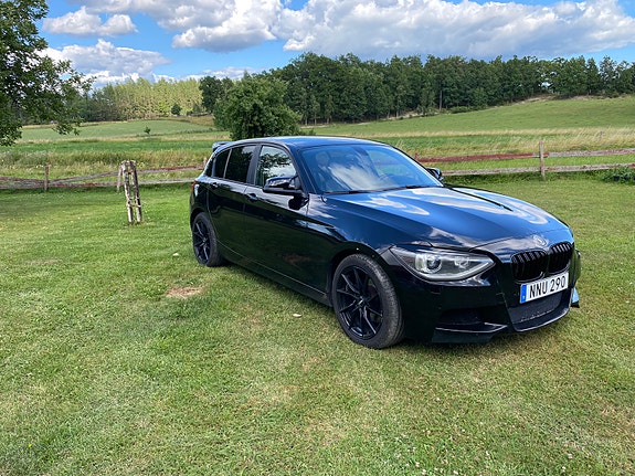 BMW 120d 4 of 13