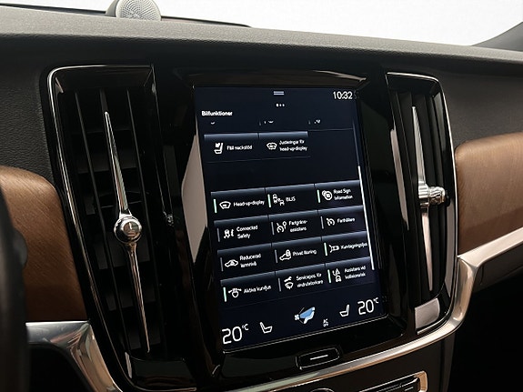 Volvo V90 30 of 30