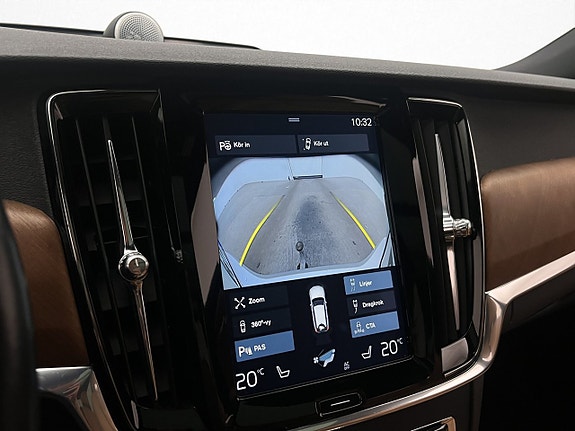 Volvo V90 23 of 30