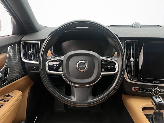 Volvo V90 15 of 30