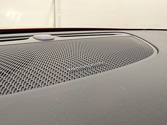 Volvo V60 20 of 30
