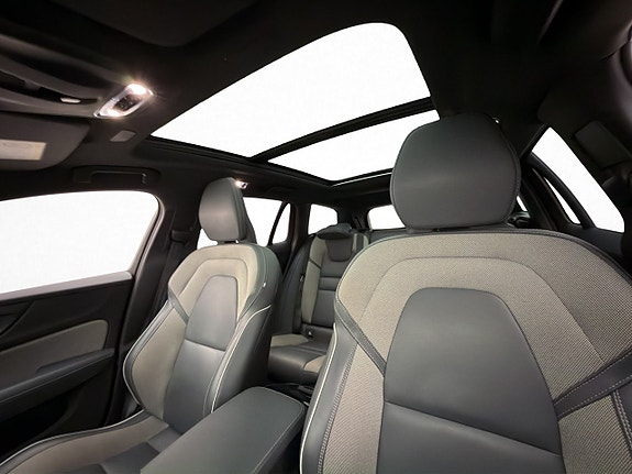 Volvo V60 13 of 30