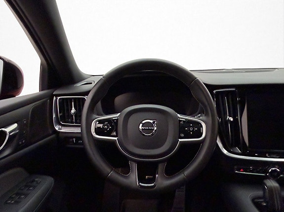 Volvo V60 15 of 30