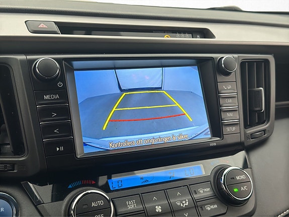 Toyota RAV4 20 of 30