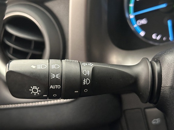 Toyota RAV4 13 of 30