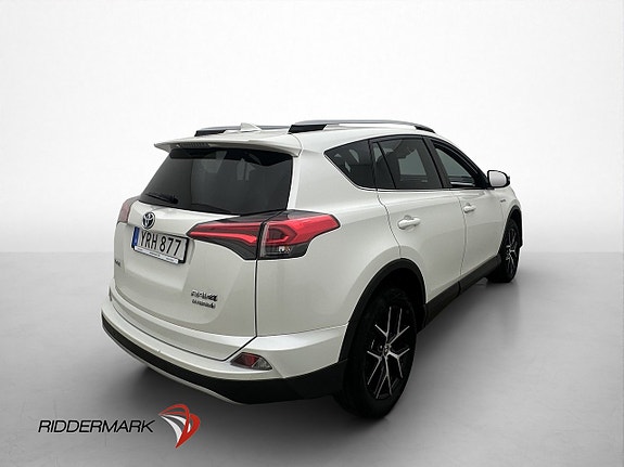 Toyota RAV4 5 of 5