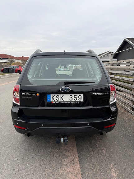 Subaru Forester 4 of 5