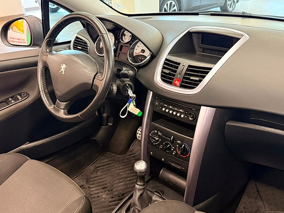 Peugeot 207 CC 7 of 15