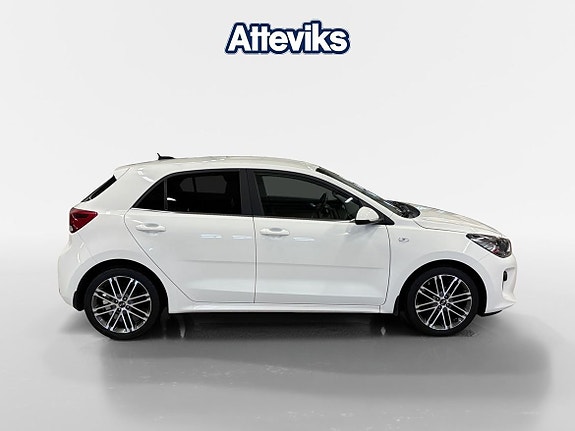 Kia Rio 2 of 5