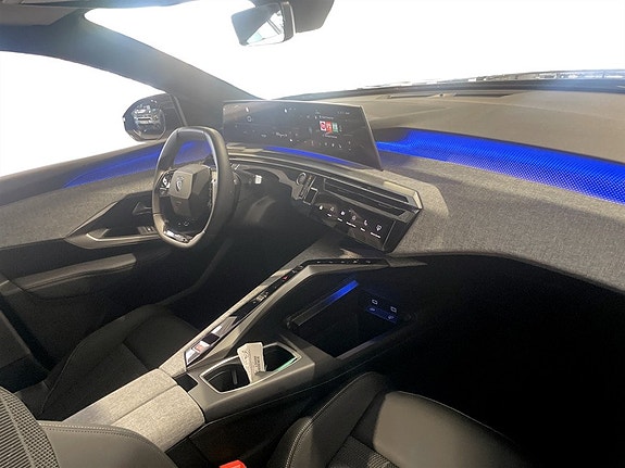 Peugeot 3008 11 of 15