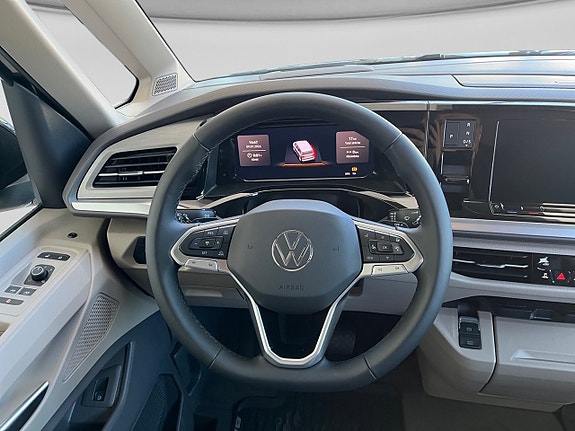 Volkswagen California 13 of 21