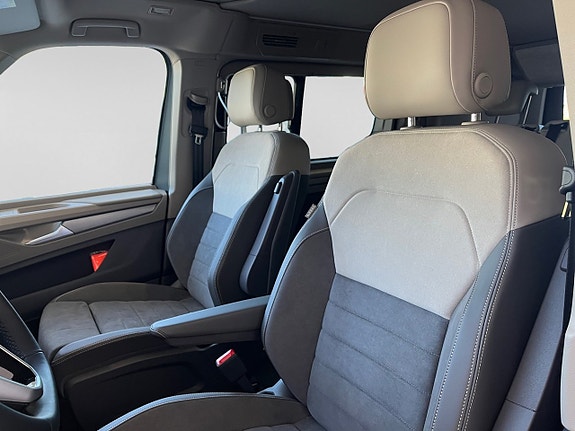 Volkswagen California 15 of 21