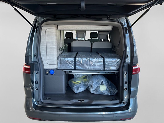 Volkswagen California 19 of 21