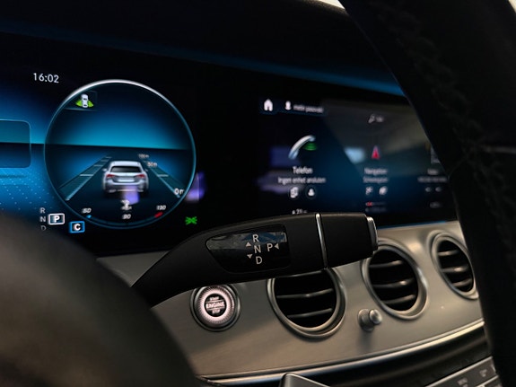 Mercedes-Benz E220 17 of 19