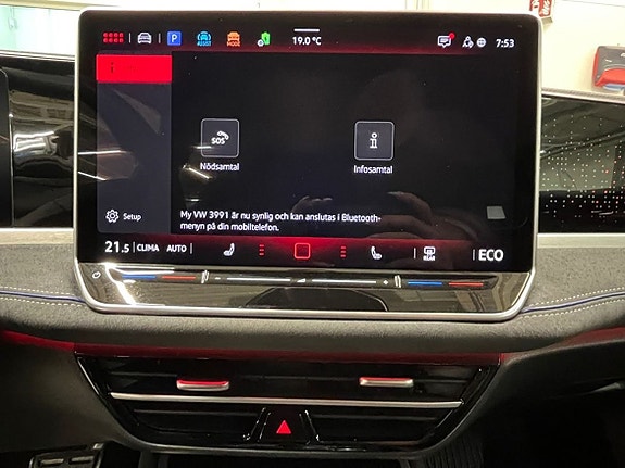 Volkswagen Passat 17 of 21