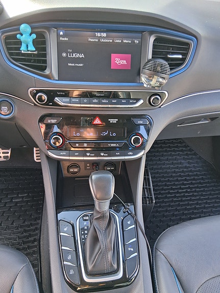 Hyundai IONIQ 30 of 30