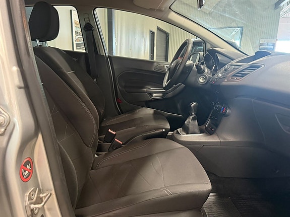 Ford Fiesta 7 of 8